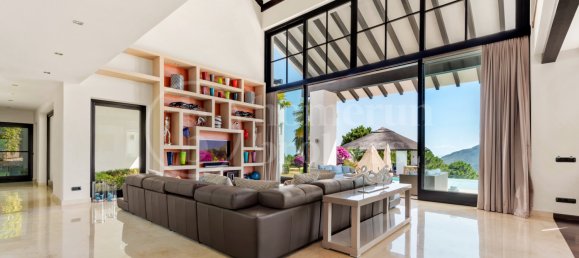 8 bedrooms Villa in Malaga, Spain No. 167252 8