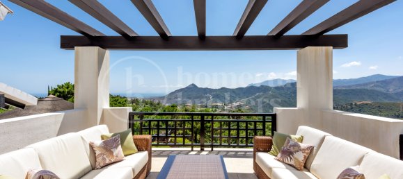 8 bedrooms Villa in Malaga, Spain No. 167252 3