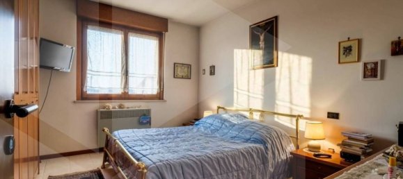 5غرفة منزل ذو طابقين في Verona, Italy رقم 21457 5