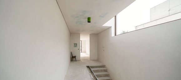 4 bedrooms House in Sao Felix da Marinha, Portugal No. 112339 6