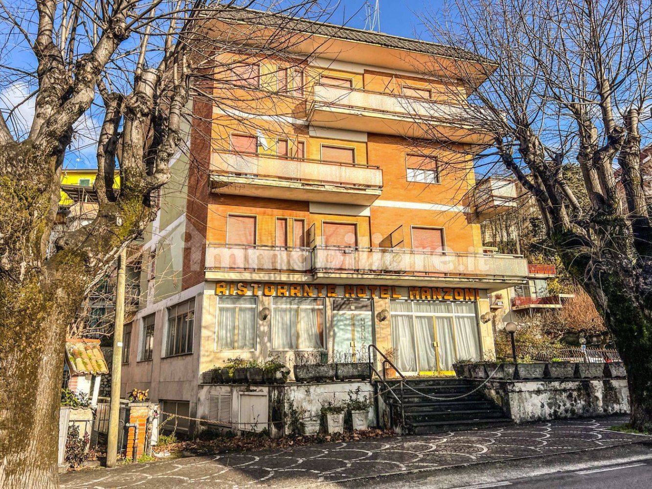 Hôtel à Fiuggi, Italy 920m² No. 277075