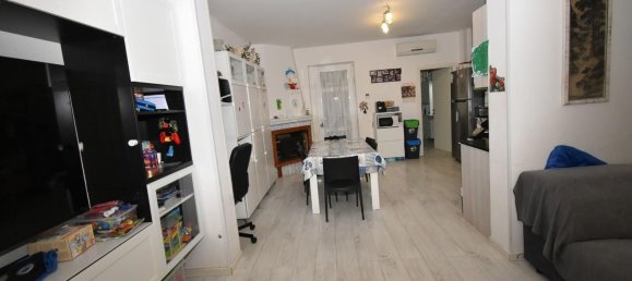 Casa de 4 divisões em San Giuliano Terme, Italy N.º 212589 6