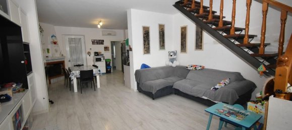 Casa de 4 divisões em San Giuliano Terme, Italy N.º 212589 8