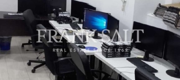 50m² Office in Saint Julian's, Malta No. 11765 5