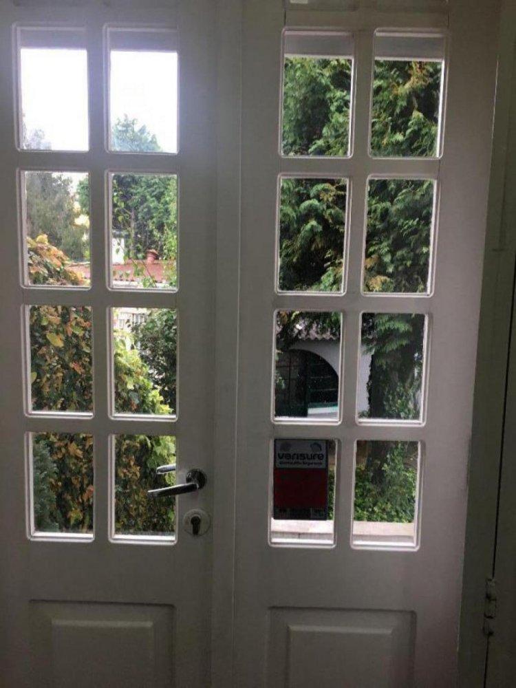 Дом с 5 спальнями в Порту, Португалия № 2502