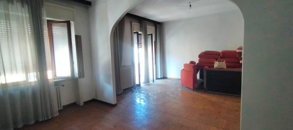 4 bedrooms Apartment in Borgomanero, Italy No. 362556 5