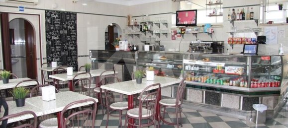 Коммерческая недвижимость 52м² в Оэйраш, Португалия № 87671 5