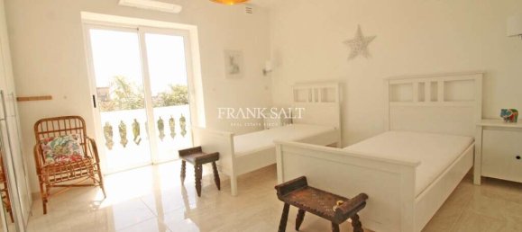 4 غرف نوم فيلا في Swieqi, Malta رقم 3169 13