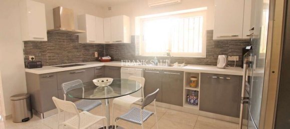 4 غرف نوم فيلا في Swieqi, Malta رقم 3169 5