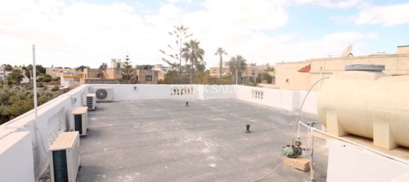 4 غرف نوم فيلا في Swieqi, Malta رقم 3169 19