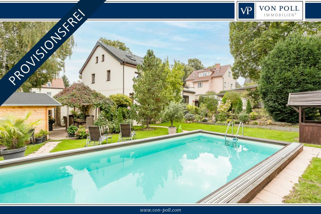 8 غرف نوم تاون هاوس في Britz, Germany رقم 54832