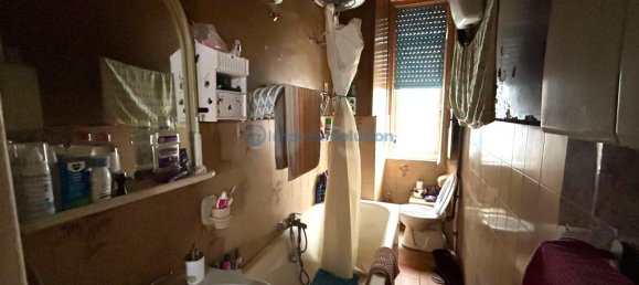 5 rooms Apartment in Naples, Italy No. 132813 14