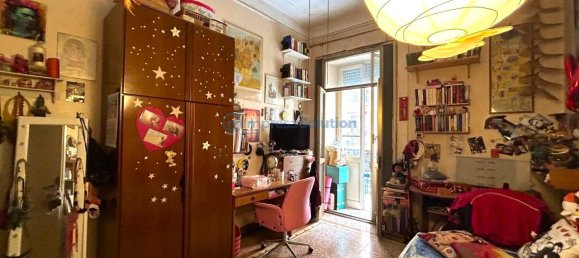5 rooms Apartment in Naples, Italy No. 132813 7