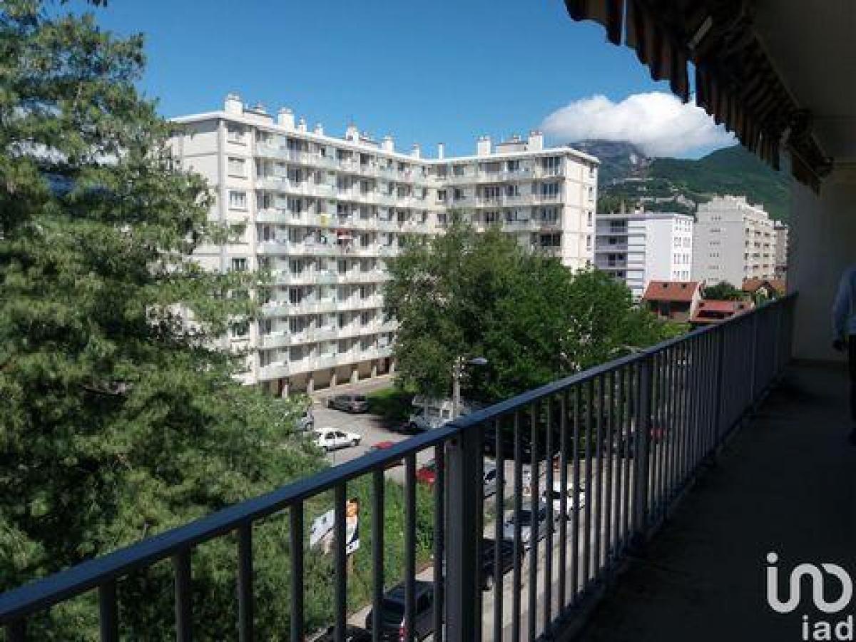 5 bedrooms Condo in Grenoble, France No. 35296