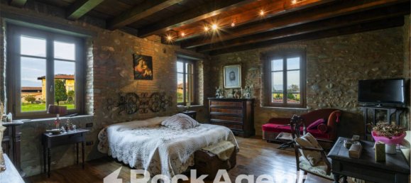 6 Schlafzimmer Haus in Levate, Italy, Nr. 295739 19