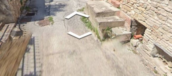 2-salle Appartement à San Severino Marche, Italy No. 307191 3