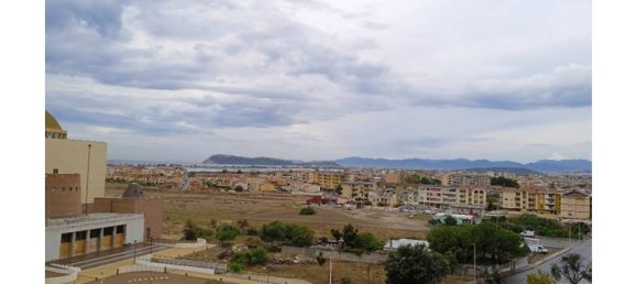 5 rooms Penthouse in Quartu Sant'Elena, Italy No. 251492 6