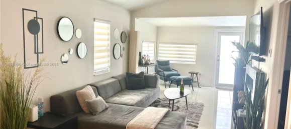 2 Schlafzimmer Villa in Miami, USA, Nr. 615900 26