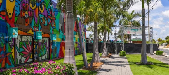 2 Schlafzimmer Villa in Miami, USA, Nr. 615900 2
