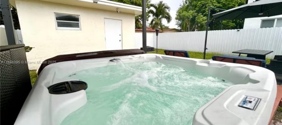 2 Schlafzimmer Villa in Miami, USA, Nr. 615900 15