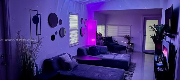 2 Schlafzimmer Villa in Miami, USA, Nr. 615900 29