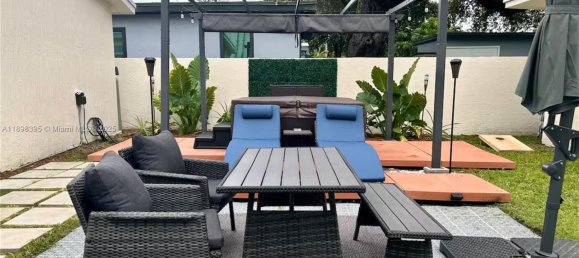 2 Schlafzimmer Villa in Miami, USA, Nr. 615900 17