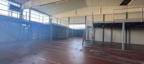 Almacén en Cabiate, Italy 1370 m² No. 362288 18