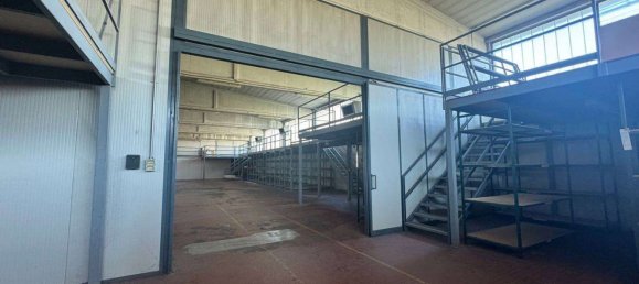 Almacén en Cabiate, Italy 1370 m² No. 362288 14