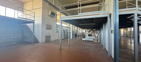 Almacén en Cabiate, Italy 1370 m² No. 362288 16