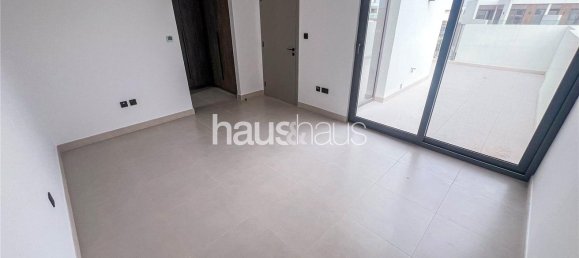 5 bedrooms Villa in Tilal Al Ghaf, UAE No. 98778 10