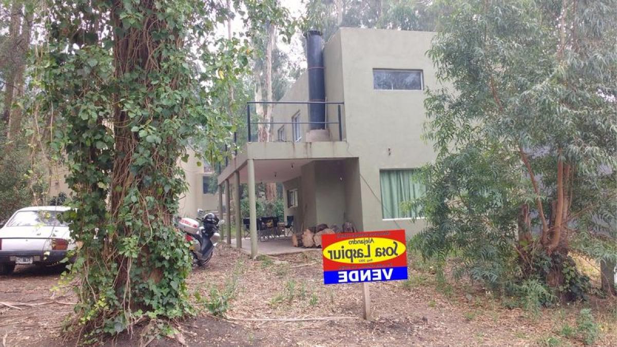 3 bedrooms House in Mar del Plata, Argentina No. 83329