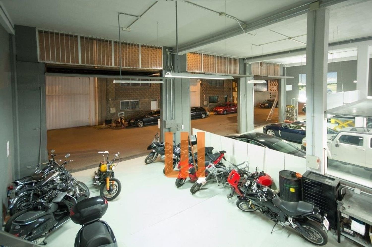  مستودع في A Coruna, Spain 400متر مربع رقم 248913