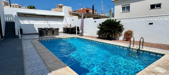Villa de 4 dormitorios en Torrevieja, Spain No. 177113 20