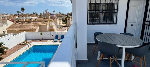 Villa de 4 dormitorios en Torrevieja, Spain No. 177113 13