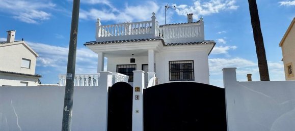 Villa de 4 dormitorios en Torrevieja, Spain No. 177113 22