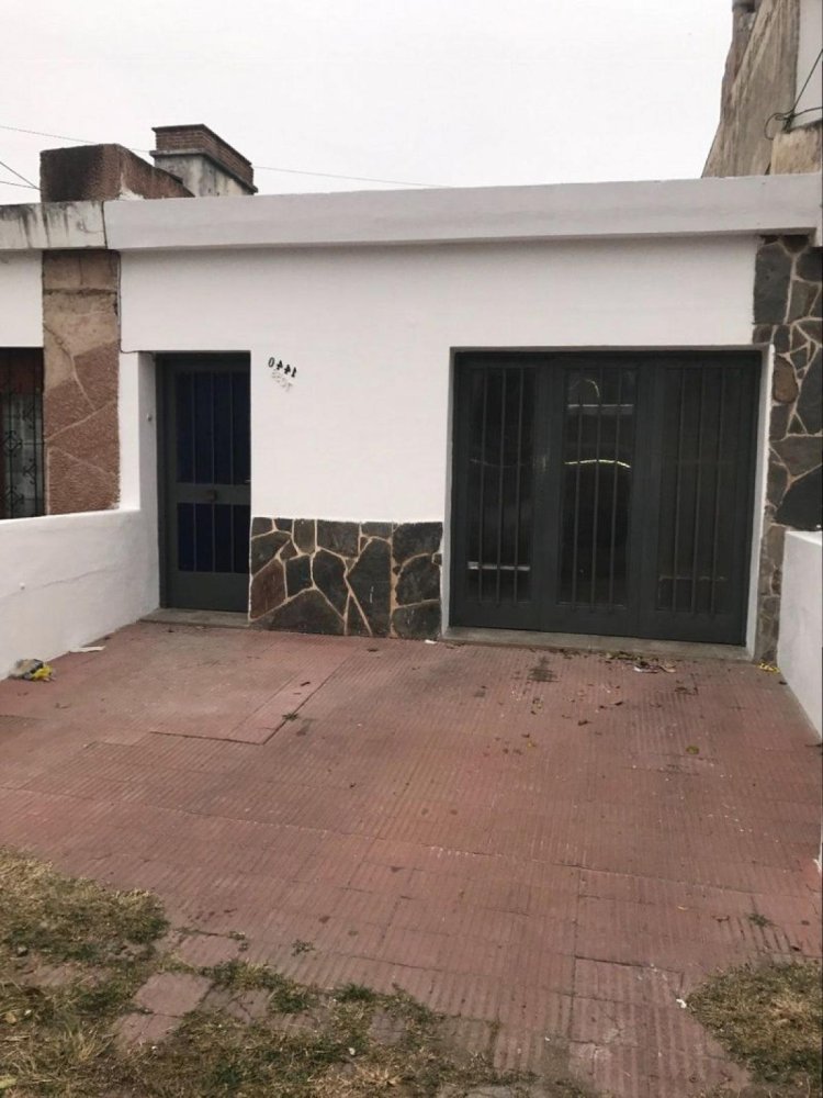 Casa de 2 dormitorios en Córdoba, Argentina No. 3970