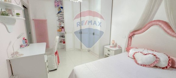 8 bedrooms House in Naples, Italy No. 310965 37