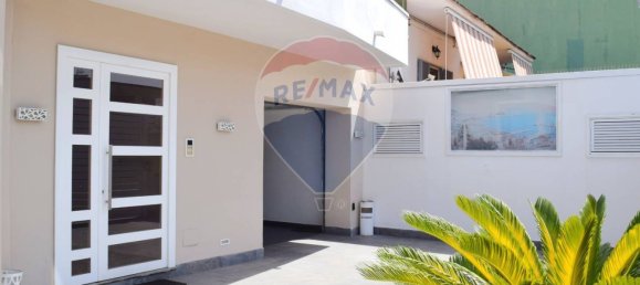 8 bedrooms House in Naples, Italy No. 310965 49