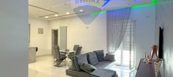 8 bedrooms House in Naples, Italy No. 310965 22