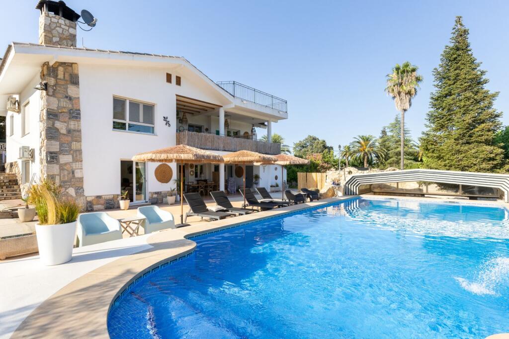 Вилла с 5 спальнями в Онтиньент, Испания № 205496