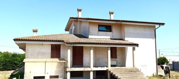 8 rooms Villa in San Cassiano, Italy No. 284078 3