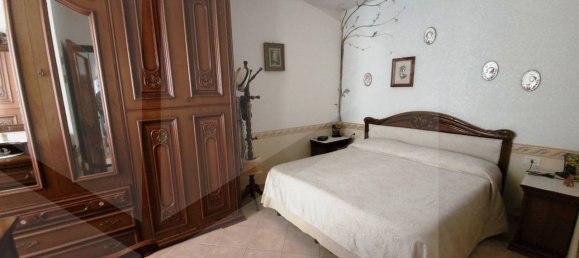 3-salle Appartement à Rodi Garganico, Italy No. 18780 6