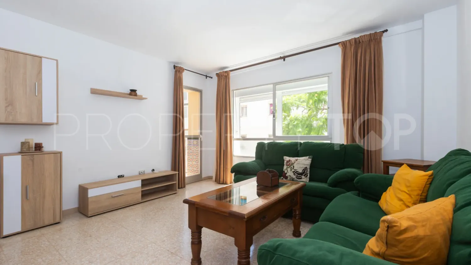 4 bedrooms Apartment in Estepona, Spain No. 182220