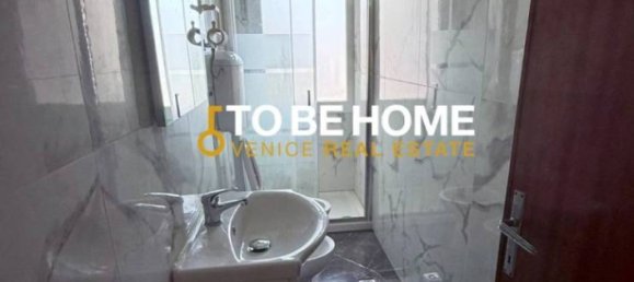 3 bedrooms Apartment in Venice, Italy No. 341723 6