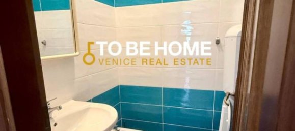 3 bedrooms Apartment in Venice, Italy No. 341723 5