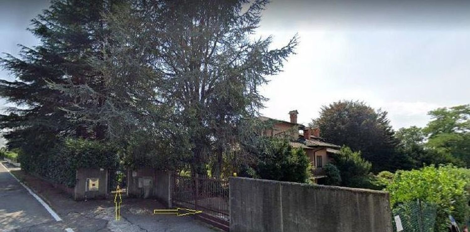 5غرفة فيلا في Casnate con Bernate, Italy رقم 74121