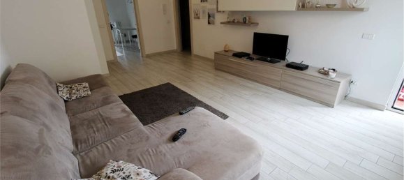 3 rooms Apartment in Novara, Italy No. 159786 22