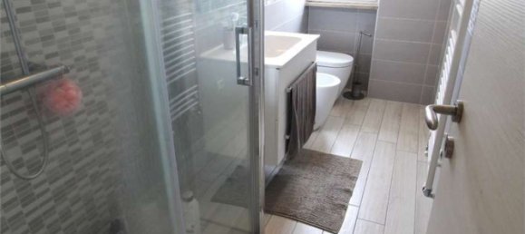 3 rooms Apartment in Novara, Italy No. 159786 26