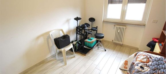 3 rooms Apartment in Novara, Italy No. 159786 27