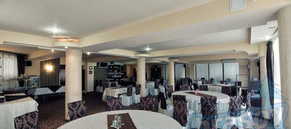 3غرفة عقار تجاري في Lucca, Italy رقم 25668 2